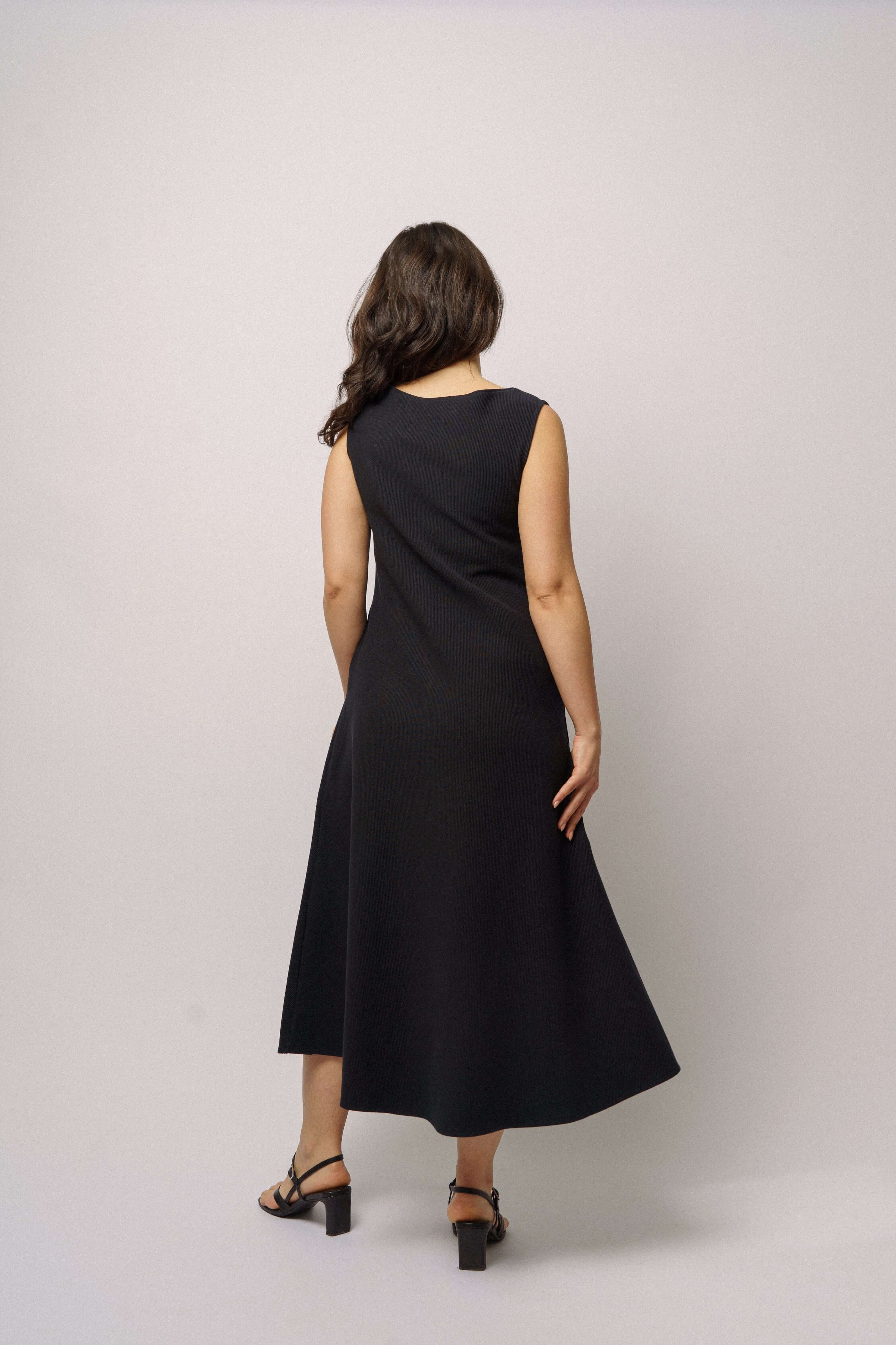 Collection of organic & timeless Dresses