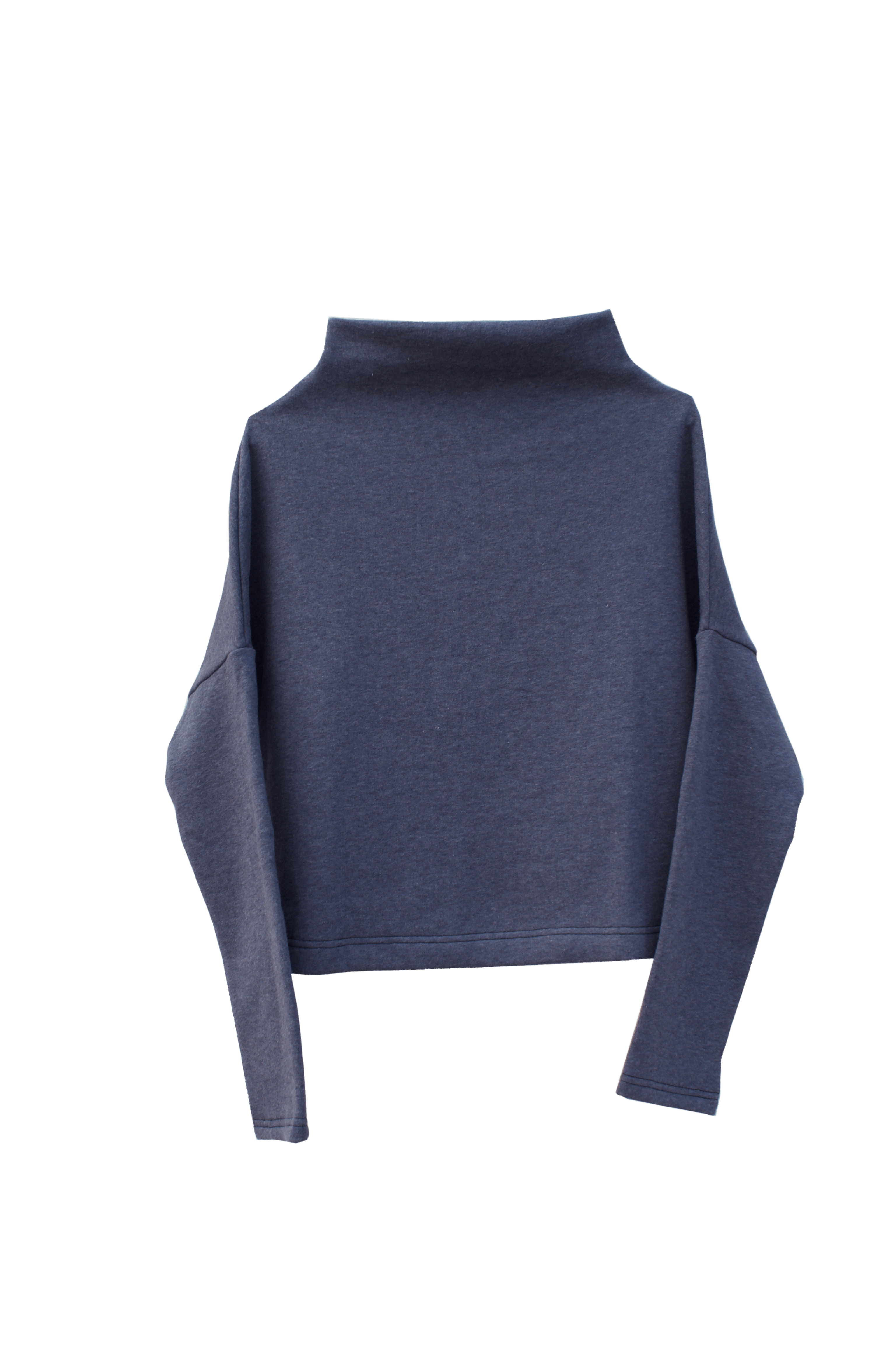 Wear Me Crop elegantní mikina se stojáčkem je vyrobena z 100% bio bavlny s certifikací GOTS. Dostupná v černé a tmavě modré barvě. ADVA Studios